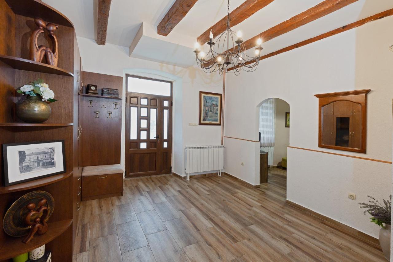 Vila Boljevic Podgorica Luaran gambar