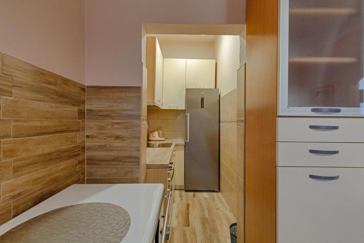 Vila Boljevic Podgorica Luaran gambar