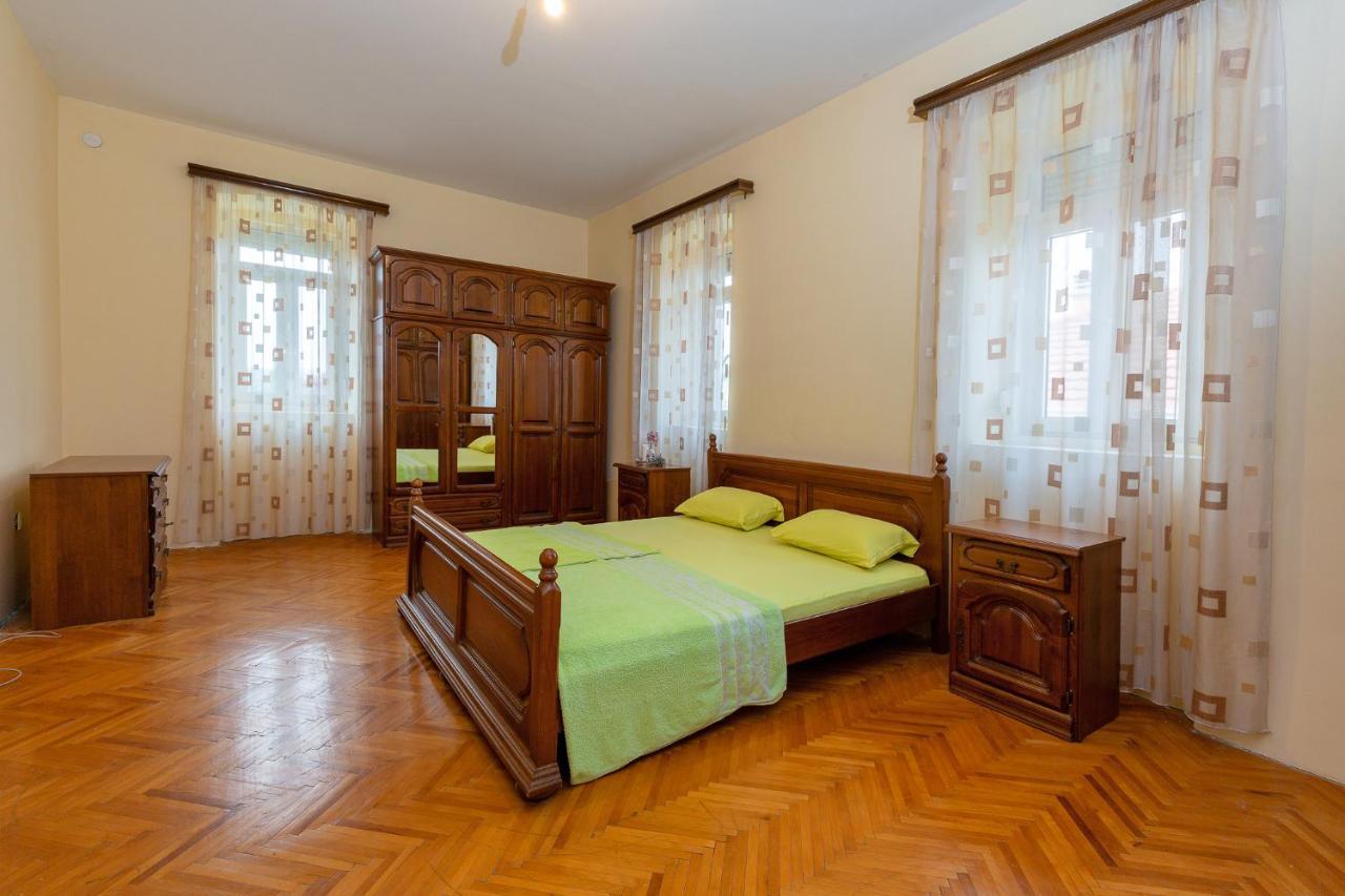 Vila Boljevic Podgorica Luaran gambar
