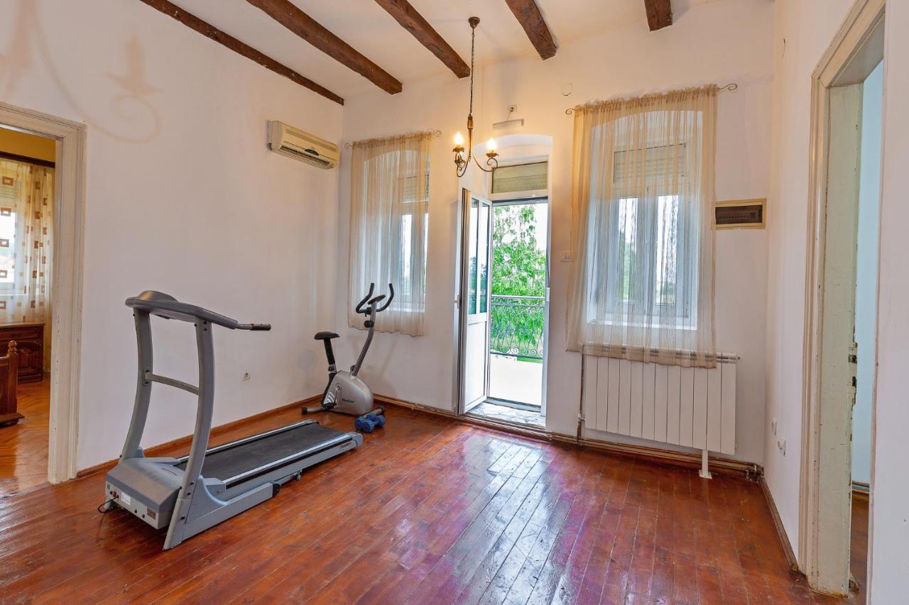 Vila Boljevic Podgorica Luaran gambar